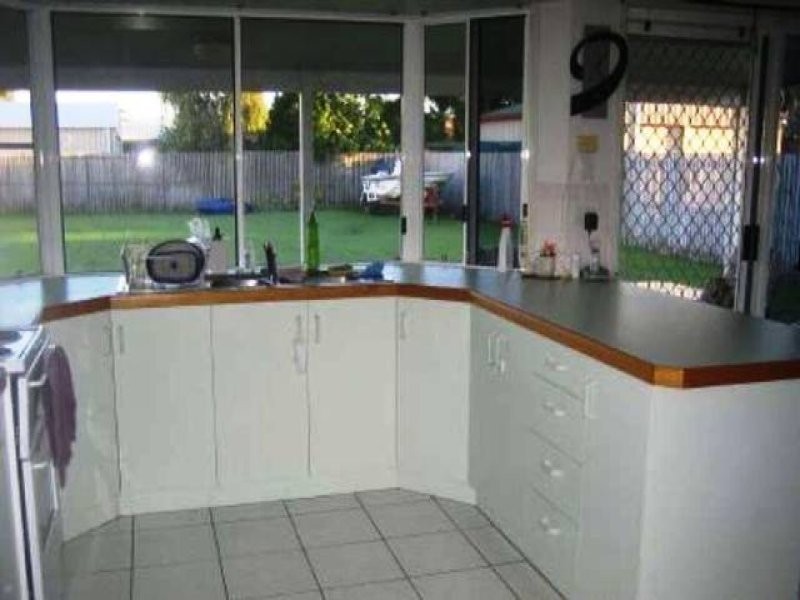 9 Ben Nevis Street, Beaconsfield QLD 4740