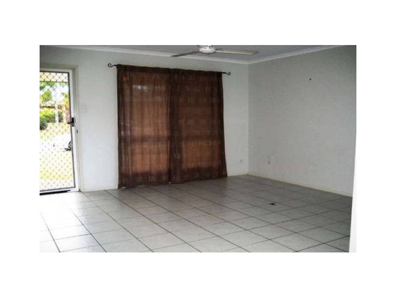 9 Ben Nevis Street, Beaconsfield QLD 4740