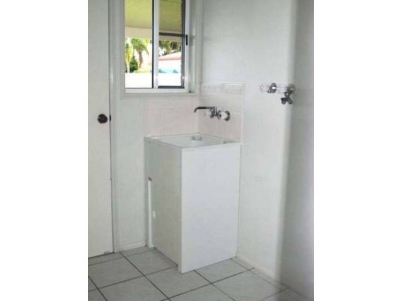 9 Ben Nevis Street, Beaconsfield QLD 4740