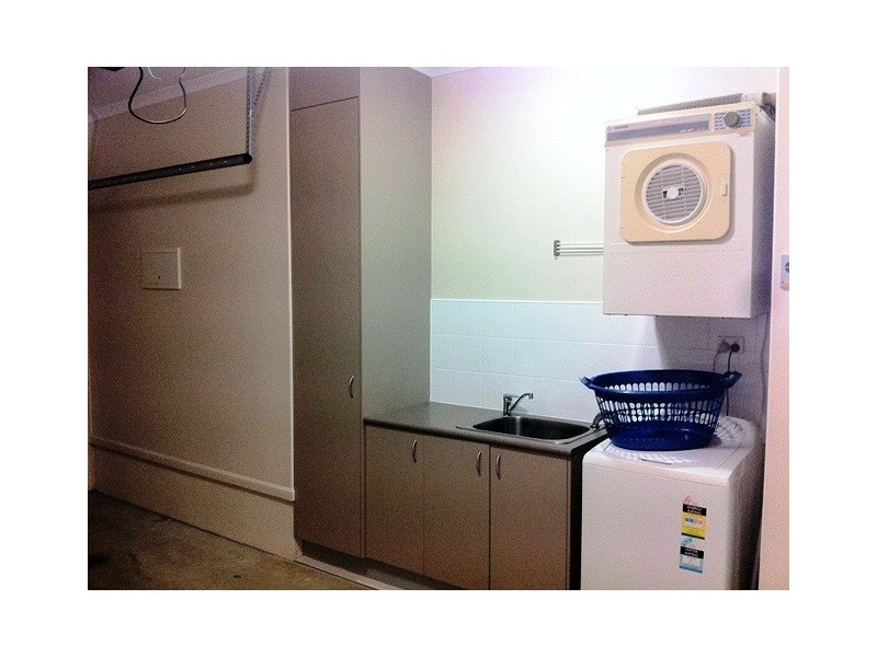 1 22 Canberra Street, North Mackay QLD 4740