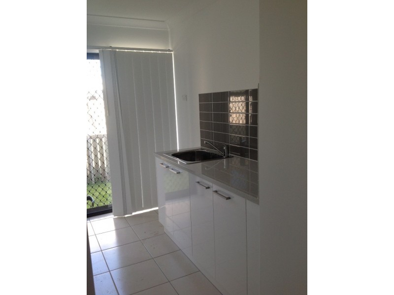 11 Ashton Place, Ooralea QLD 4740