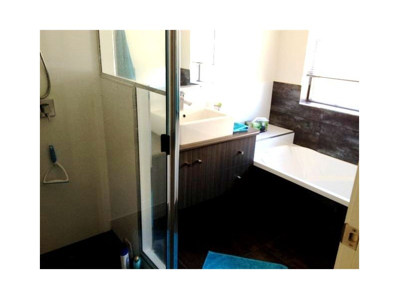 10 Crestview Crescent, Bucasia QLD 4750