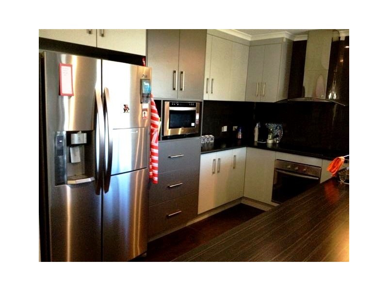 10 Crestview Crescent, Bucasia QLD 4750