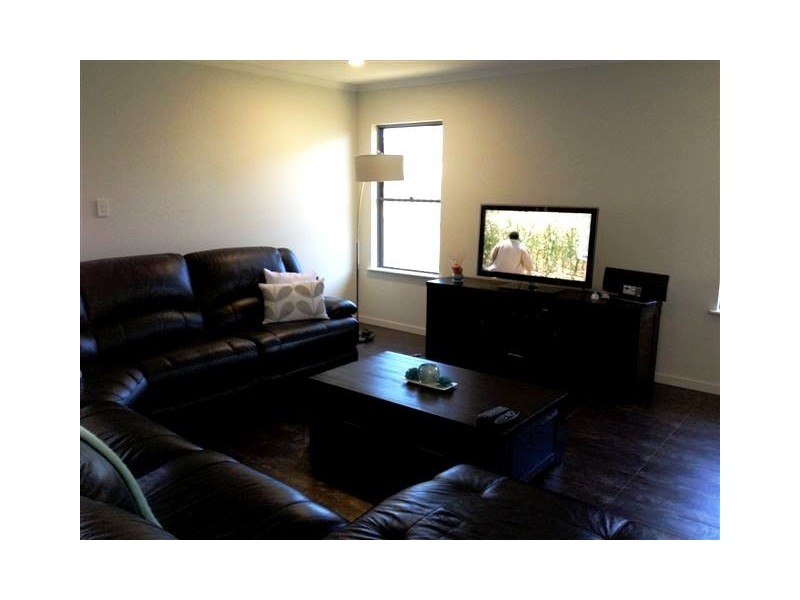 10 Crestview Crescent, Bucasia QLD 4750