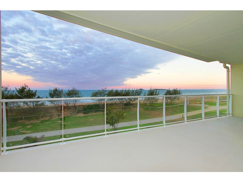 6 19 Marina Beach Parade, Mackay Harbour QLD 4740