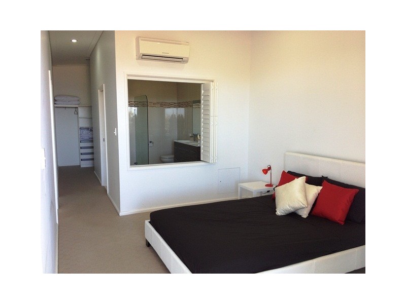 6 19 Marina Beach Parade, Mackay Harbour QLD 4740