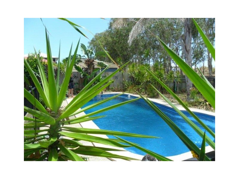 24 Kinghorn Street, Eimeo QLD 4740