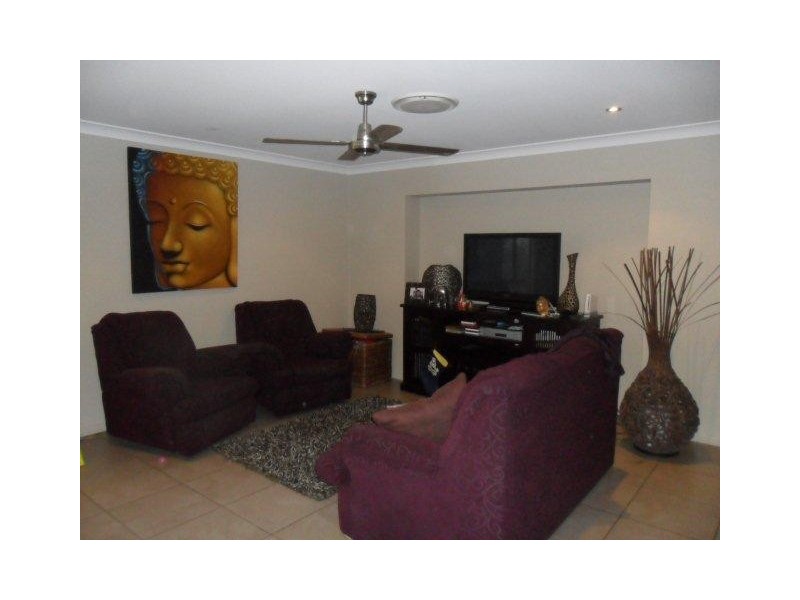 24 Kinghorn Street, Eimeo QLD 4740