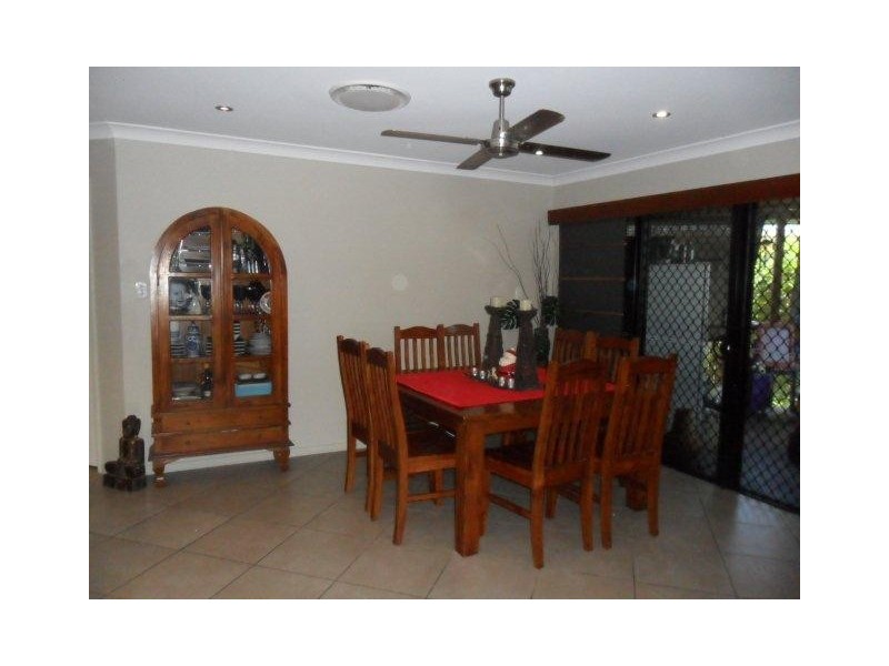 24 Kinghorn Street, Eimeo QLD 4740