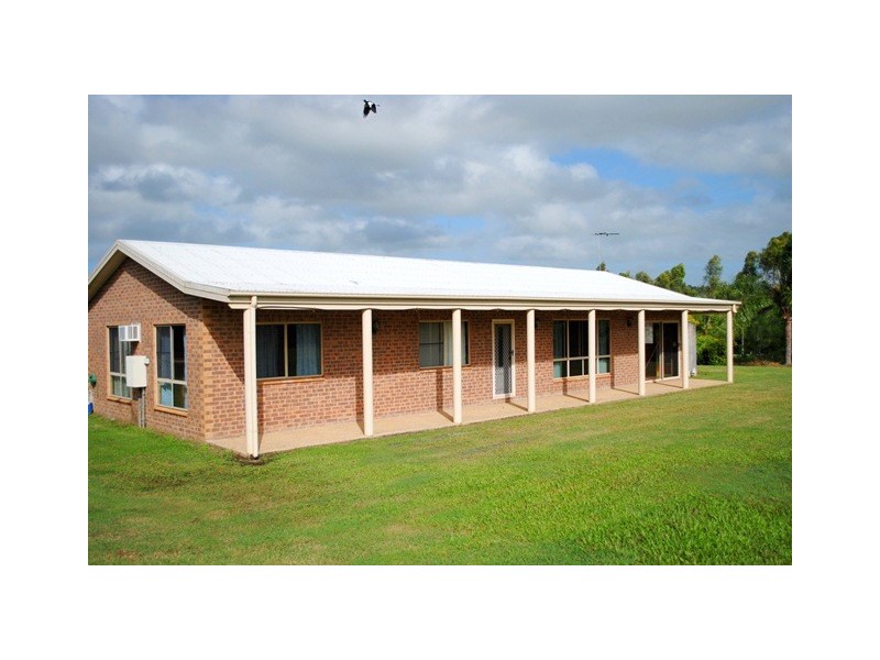 918 Grasstree Road, Sarina Beach QLD 4737