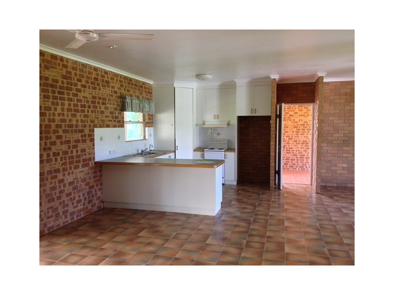 918 Grasstree Road, Sarina Beach QLD 4737