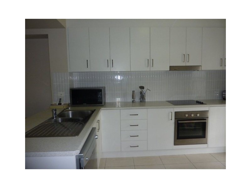 28/7 Bilgola Place, Blacks Beach QLD 4740