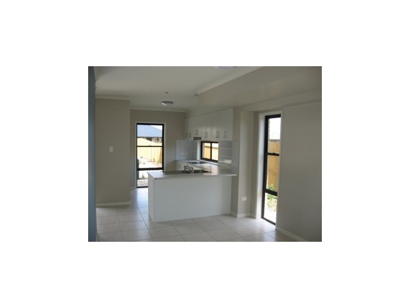 34/7 Bilgola Place, Blacks Beach QLD 4740