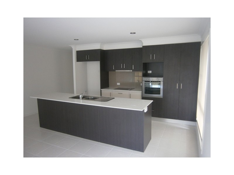 28 Scarborough Circuit, Blacks Beach QLD 4740