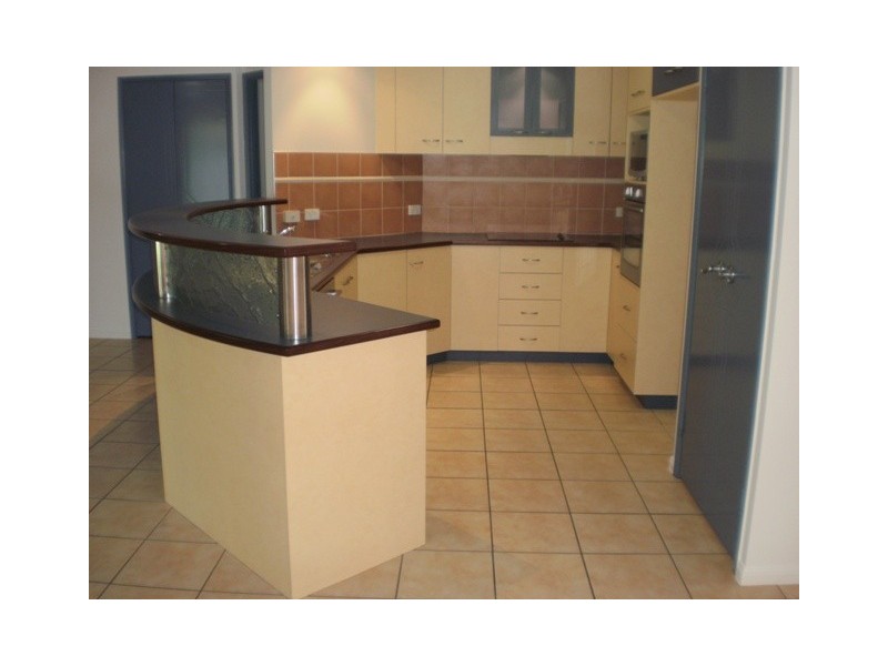 39 Michelle Crescent, Bucasia QLD 4750