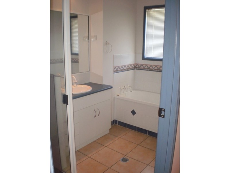 39 Michelle Crescent, Bucasia QLD 4750