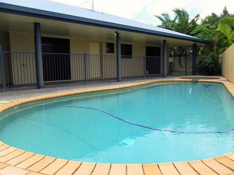 4 Kensington Court, Glenella QLD 4740