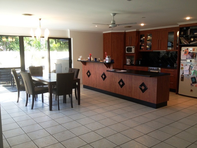 4 Kensington Court, Glenella QLD 4740