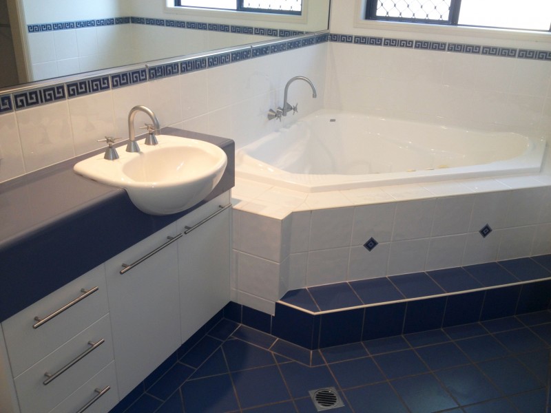 4 Kensington Court, Glenella QLD 4740