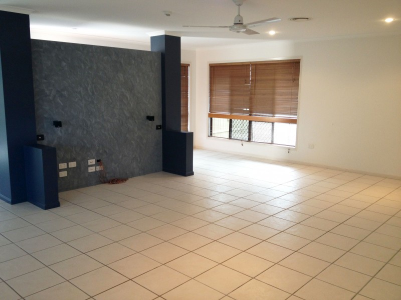 4 Kensington Court, Glenella QLD 4740