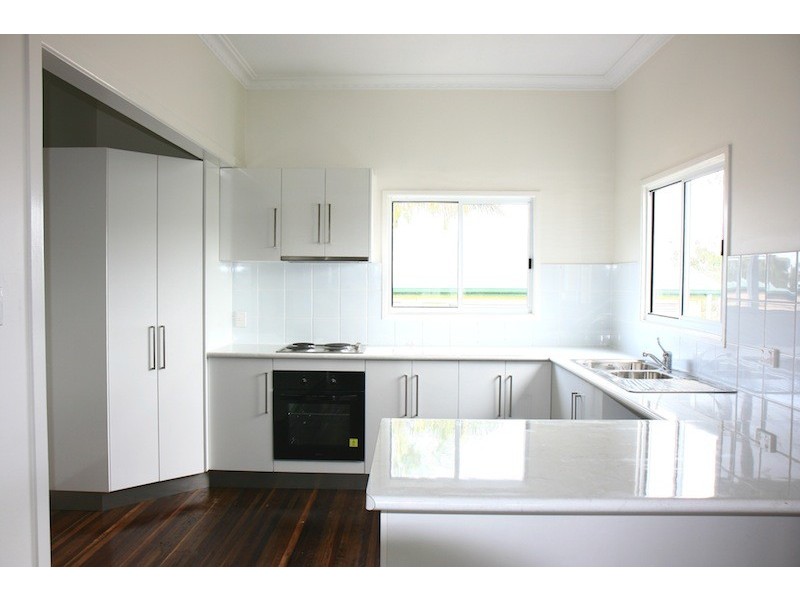 9 Symons Street, South Mackay QLD 4740