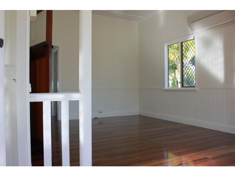 35 Main Street, Bakers Creek QLD 4740