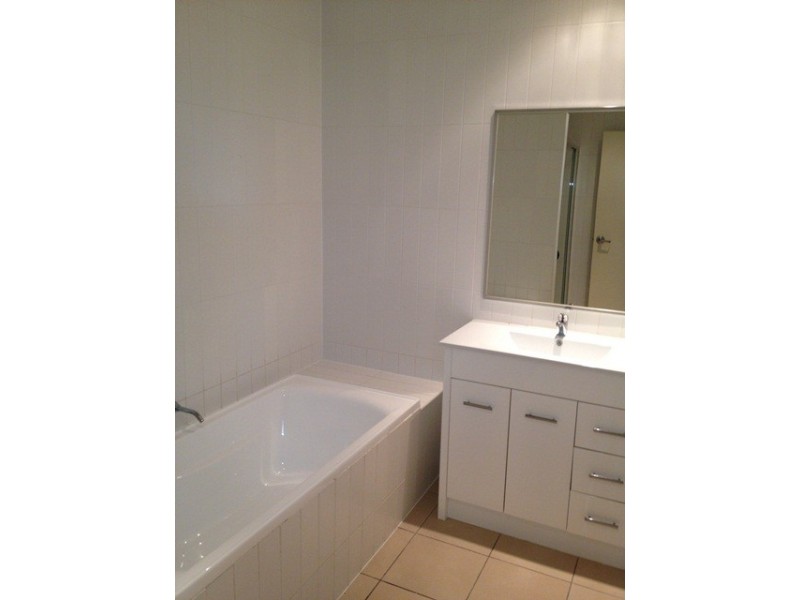 4/7 Bilgola Place, Blacks Beach QLD 4740