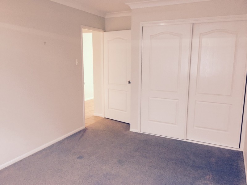 2 Centennial Dve, Glenella QLD 4740