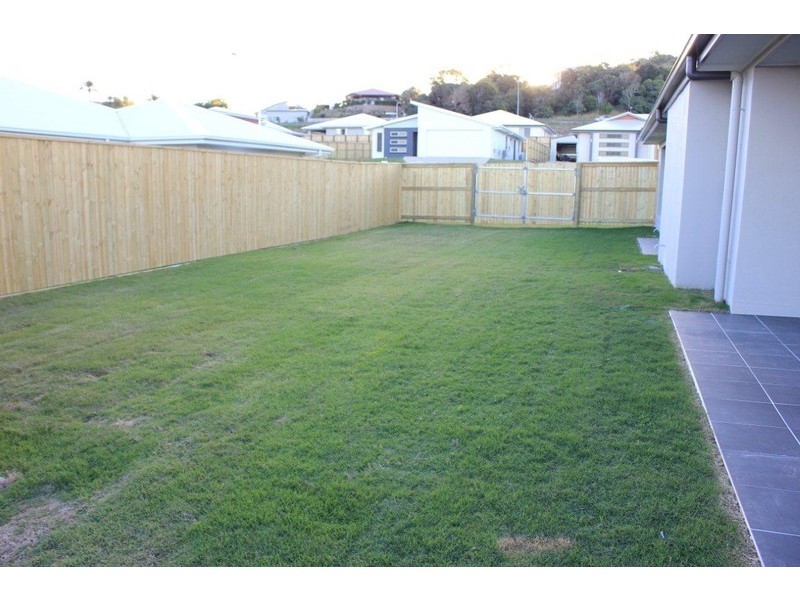 30 Kerrisdale Crescent, Beaconsfield QLD 4740