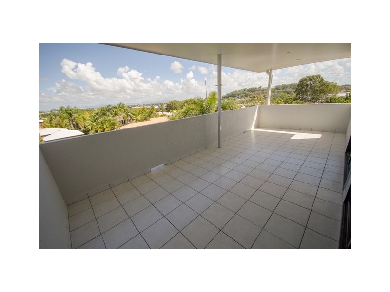 9 Clearvista Crescent, Mount Pleasant QLD 4740