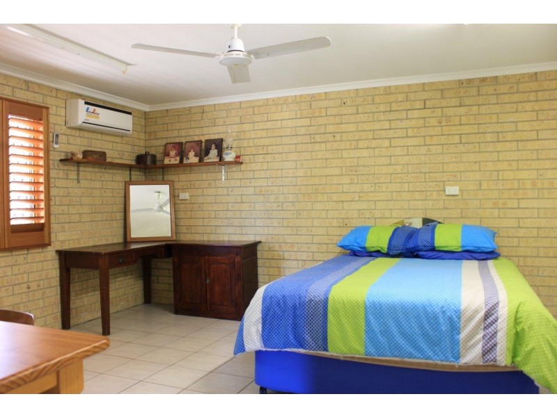 78 Evans Ave, North Mackay QLD 4740