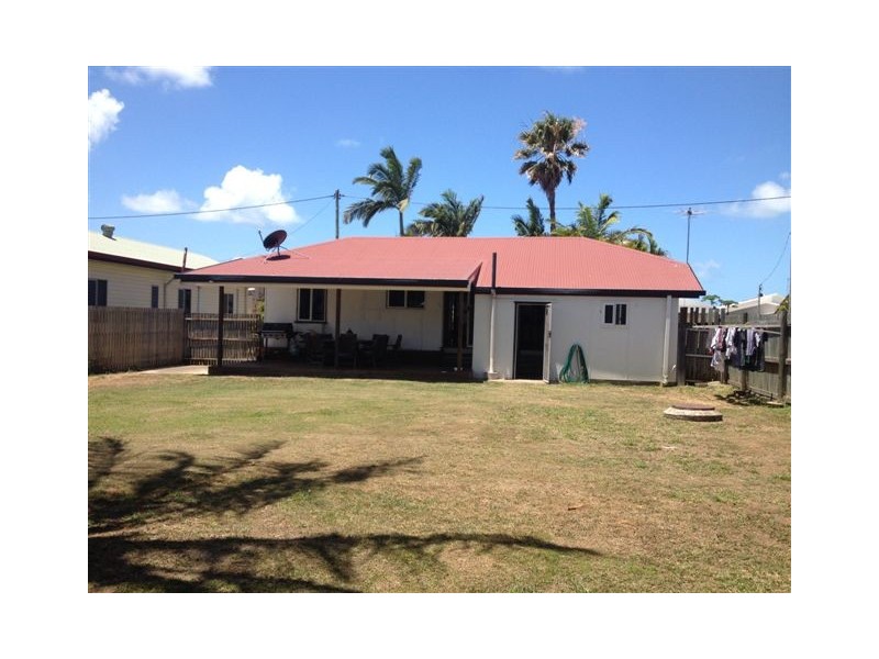 6 Henderson Street, East Mackay QLD 4740