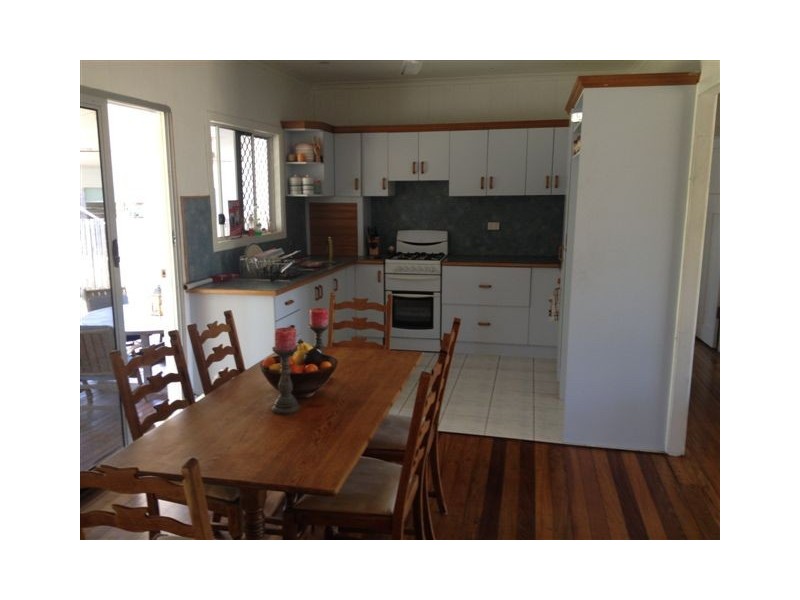 6 Henderson Street, East Mackay QLD 4740