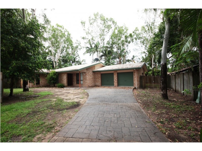 4 Dapplewood Close, Andergrove QLD 4740