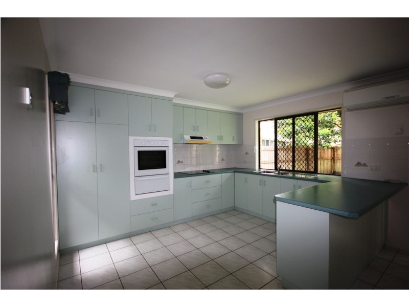 4 Dapplewood Close, Andergrove QLD 4740