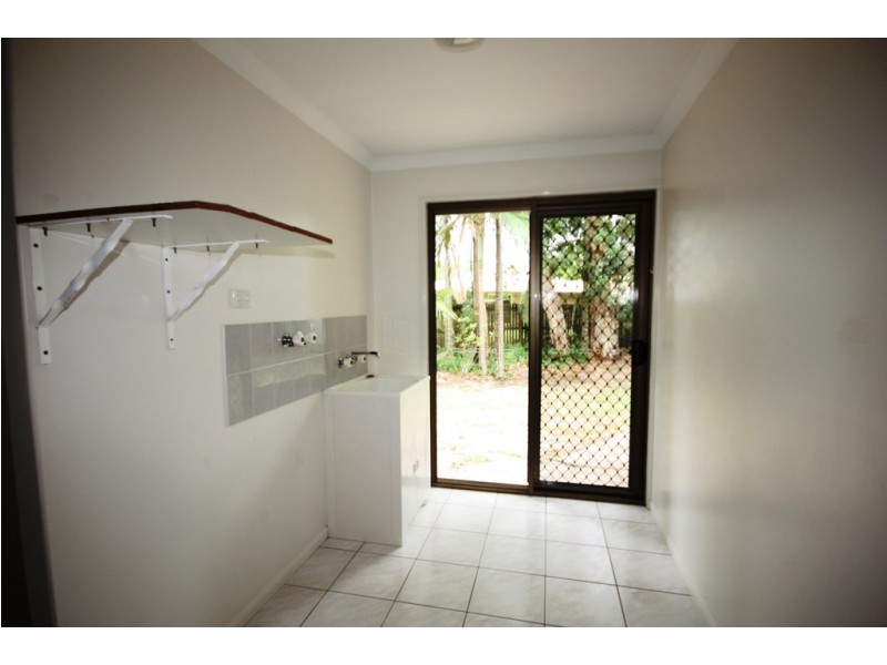 4 Dapplewood Close, Andergrove QLD 4740