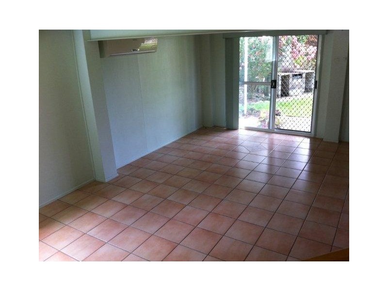 9 Peak Downs Hwy, Walkerston QLD 4751