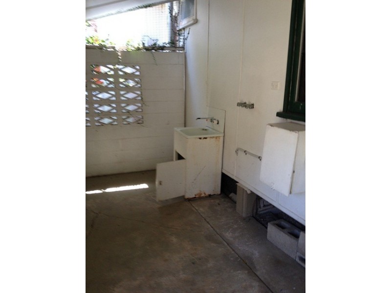 3 Adrian Street, West Mackay QLD 4740