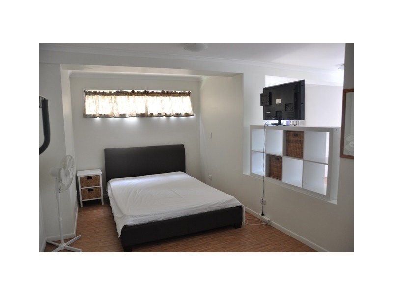 1/235 Bridge Road, South Mackay QLD 4740