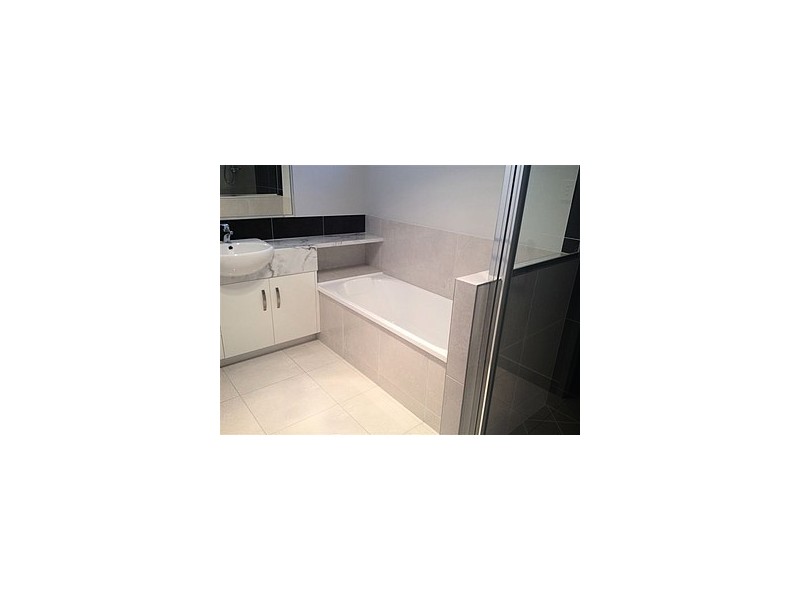 2/46 Maranark Avenue, Glenella QLD 4740