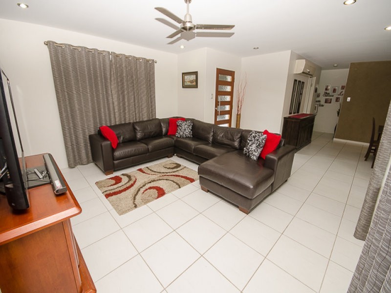 15 Song Close, Andergrove QLD 4740