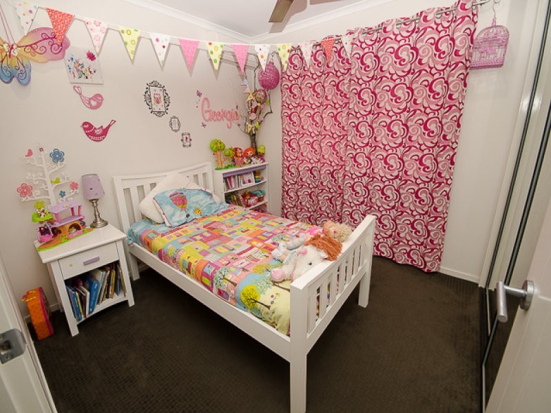 15 Song Close, Andergrove QLD 4740