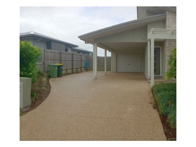 7 Sonoran Street, Rural View QLD 4740