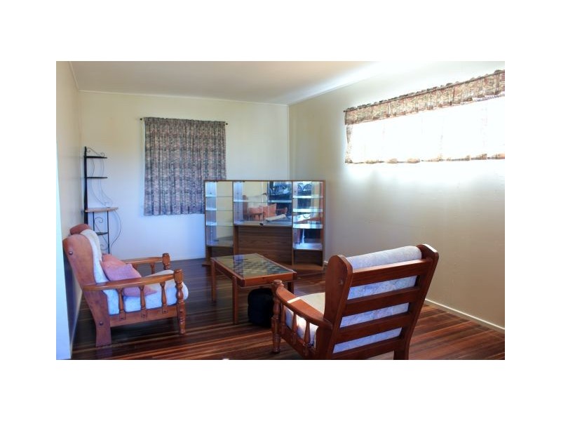 11 Pharlap Parade, Ooralea QLD 4740