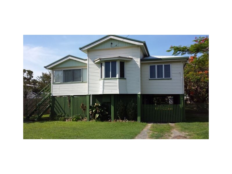 4 Pratt Street, South Mackay QLD 4740