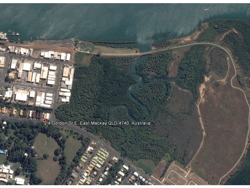 2/4 East Gordon Street, Mackay QLD 4740