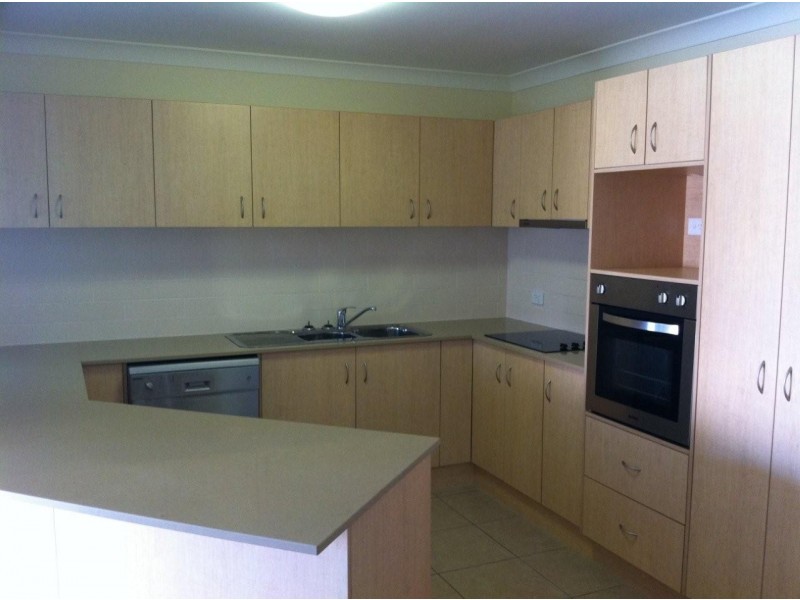 5 Whitehaven Drive, Blacks Beach QLD 4740