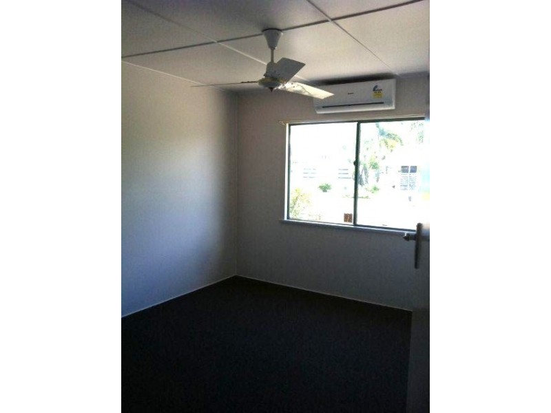 5 Crane, Slade Point QLD 4740