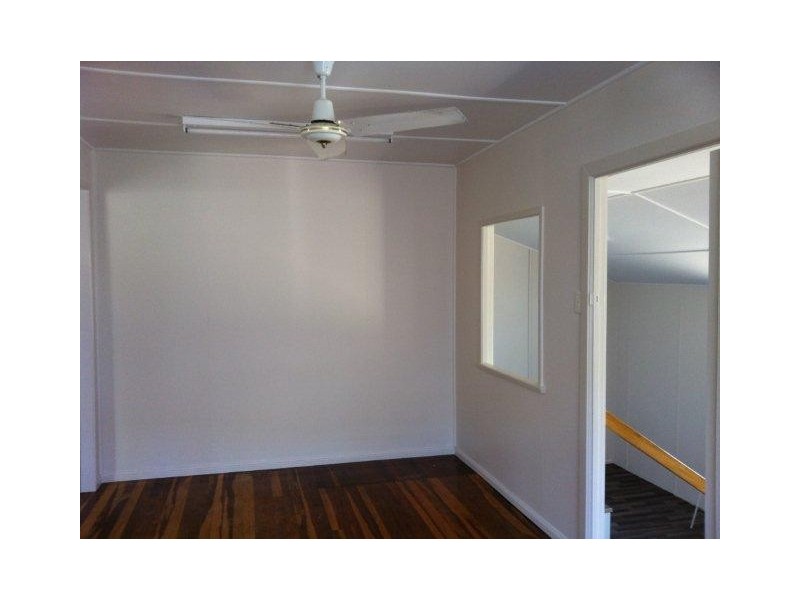 5 Crane, Slade Point QLD 4740