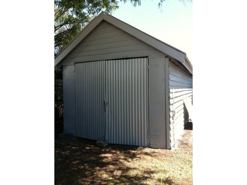 5 Crane, Slade Point QLD 4740